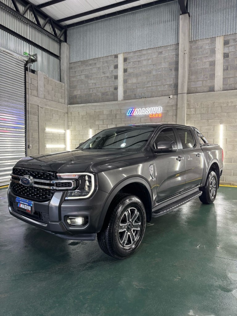
								Ford Ranger XLT 2024 full									