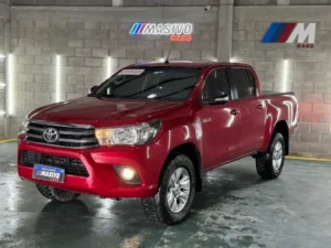 Toyota Hilux SR 2016